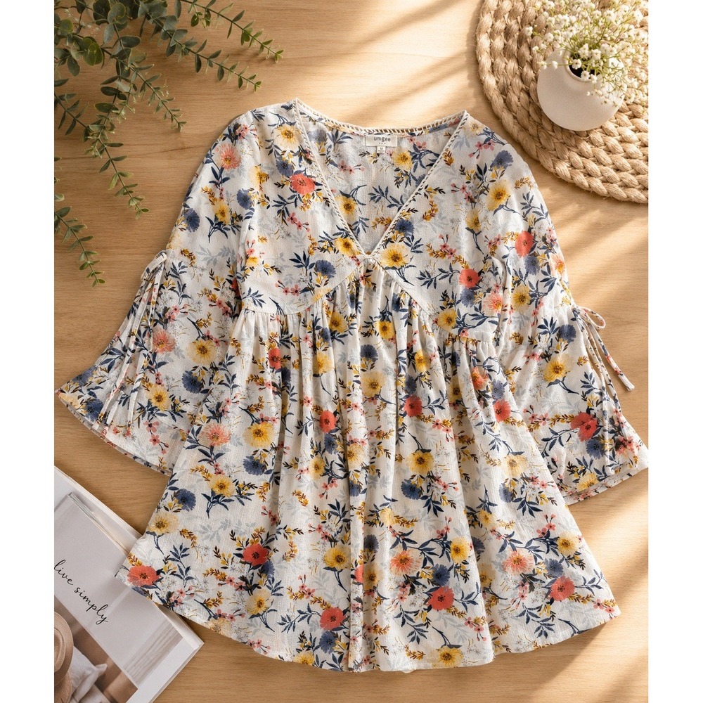 Umgee USA M Floral Boho Tunic Top Bell Sleeve V Neck Peasant Cottagecore - Picture 2 of 12